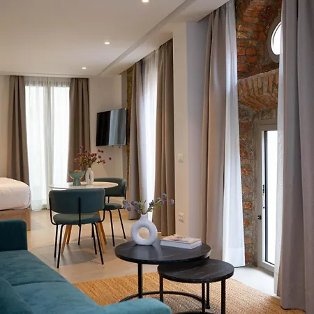 Be Mate Catedral Aparthotel