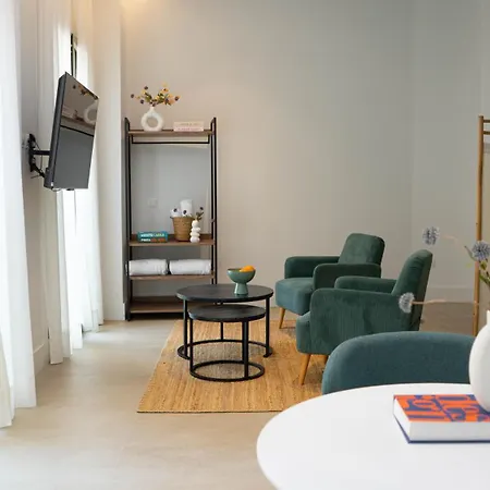 Aparthotel Be Mate Catedral Malaga